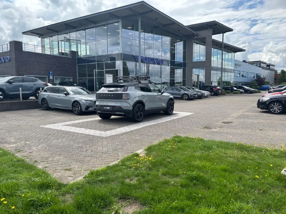 Twin Motor Performance Ultra 69 kWh | Panoramadak | 360 Graden Camera | Harman/Kardon |