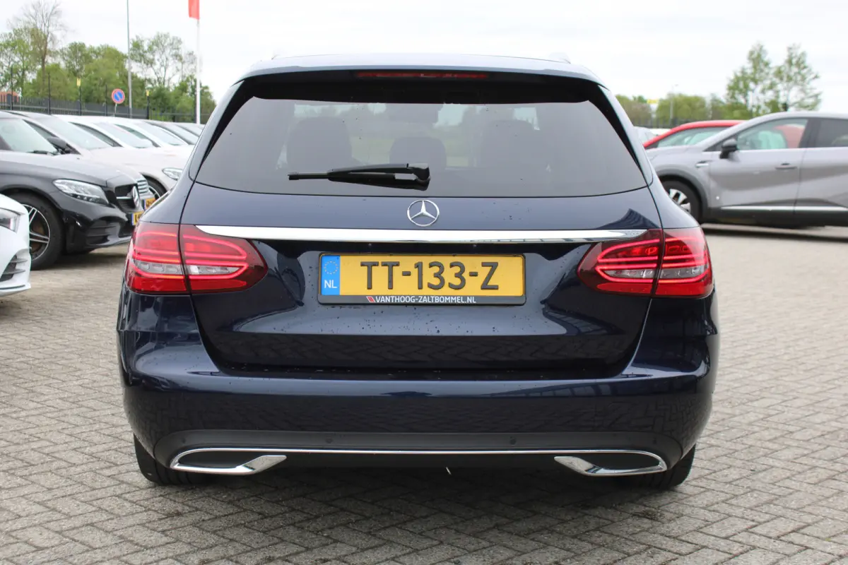 180d Business Sol. Avantgarde <<FACELIFT>> DIGI-DASH SFEER CARPLAY CAMERA TREKHAAK MULTIBEAM