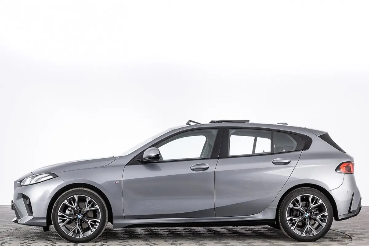 120 M Sport Design Edition | PANORAMADAK ✅ 1e Eigenaar