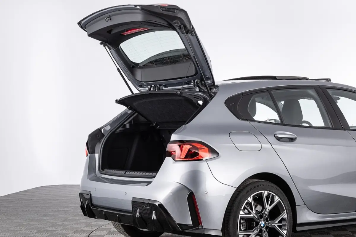 120 M Sport Design Edition | PANORAMADAK ✅ 1e Eigenaar
