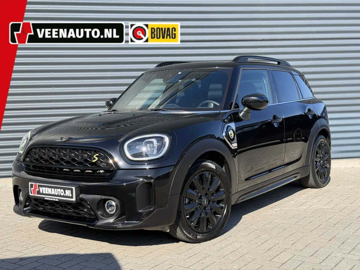 2.0 Cooper SE ALL4 Leder/Camera/Apple