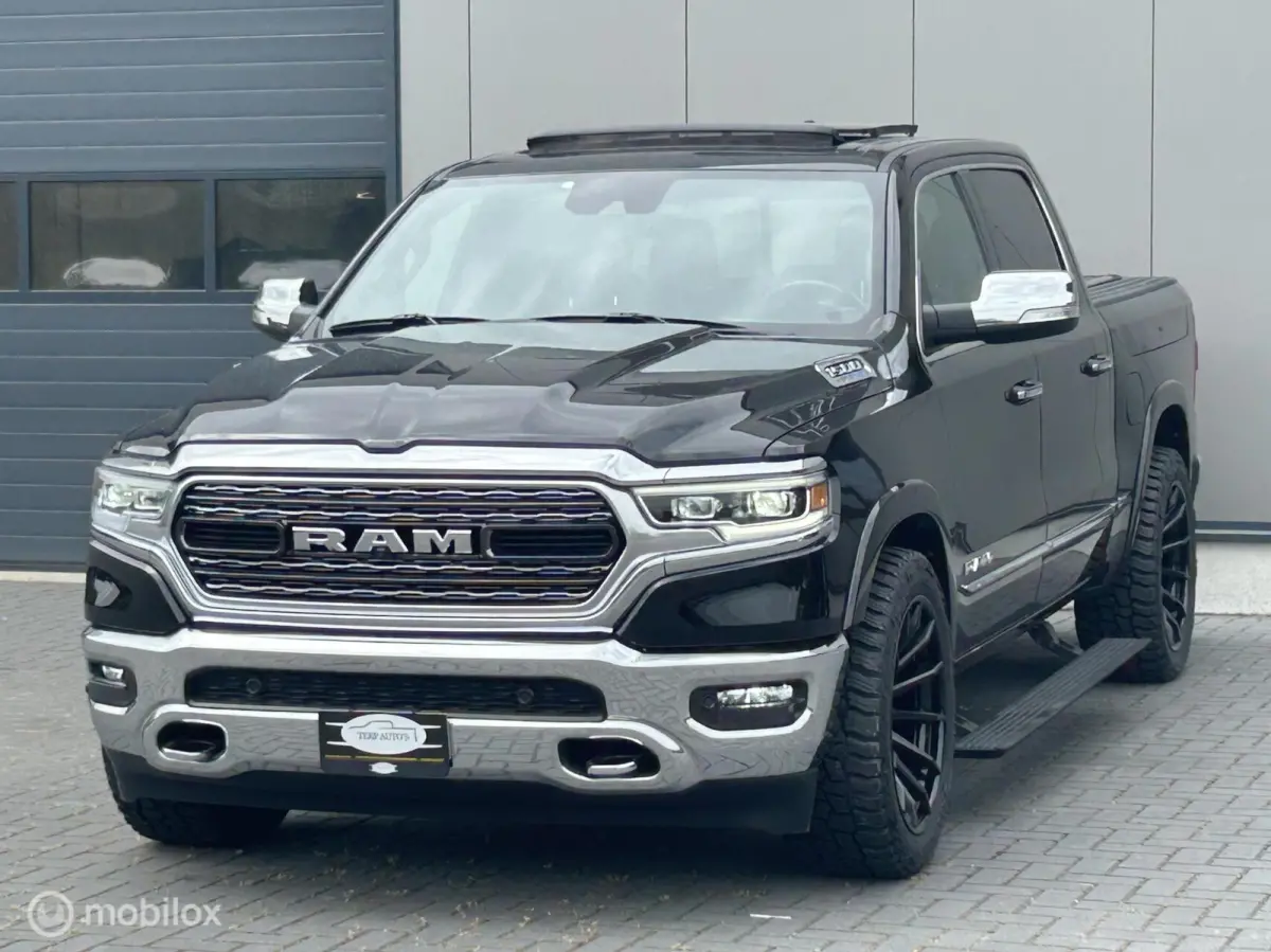1500 4X4 5.7 V8 4x4 Crew Cab Limited