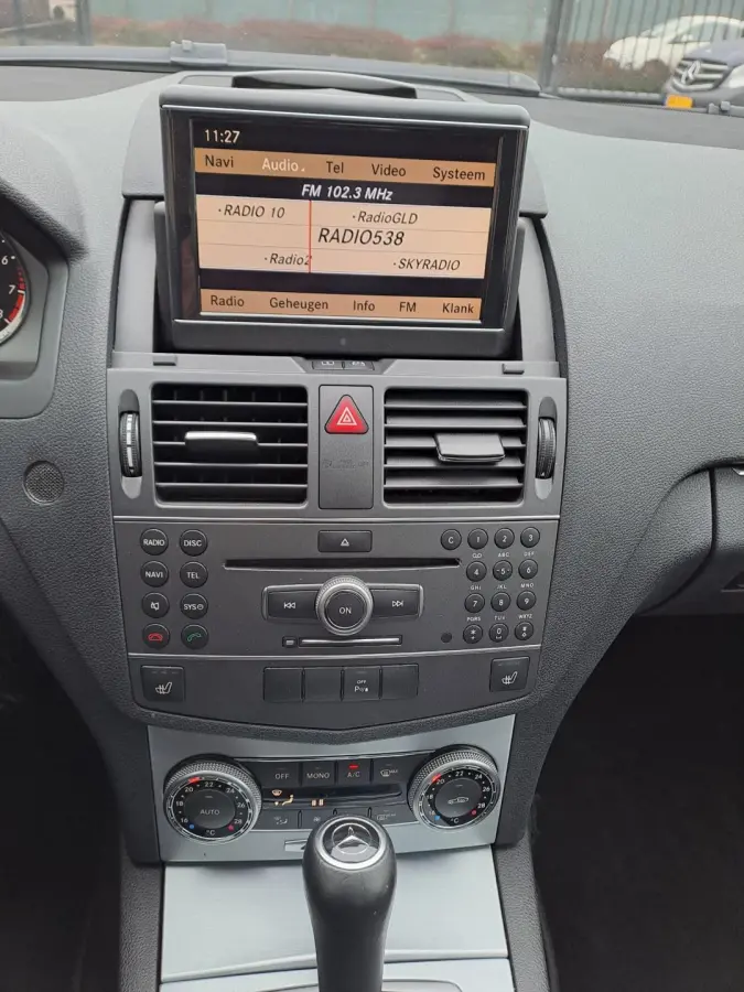 300 Elegance 4-Matic