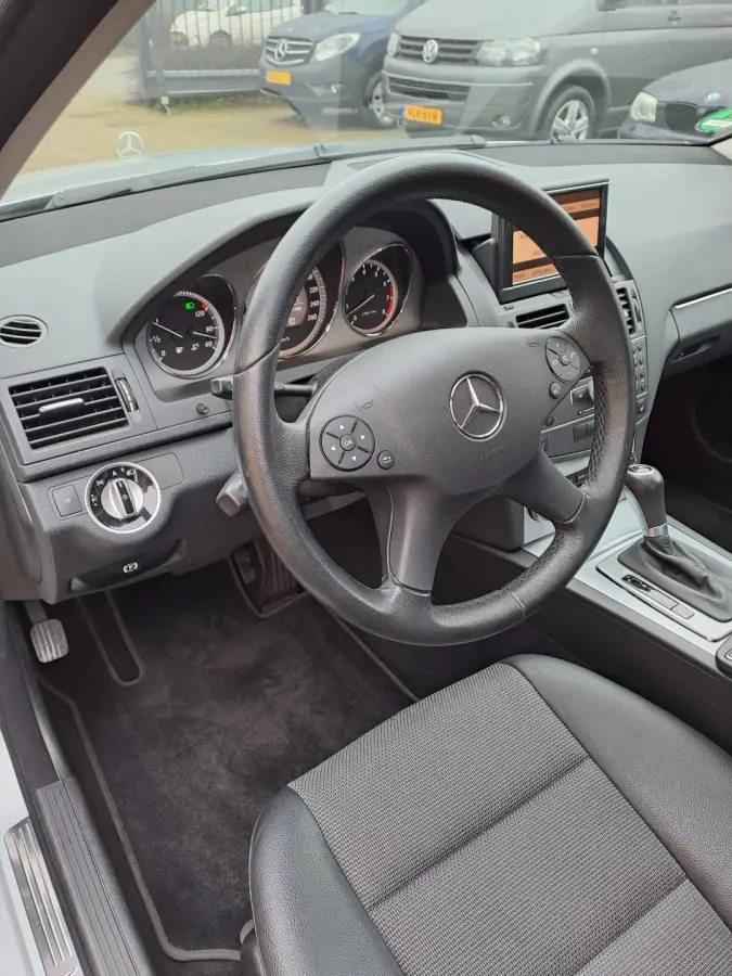 300 Elegance 4-Matic