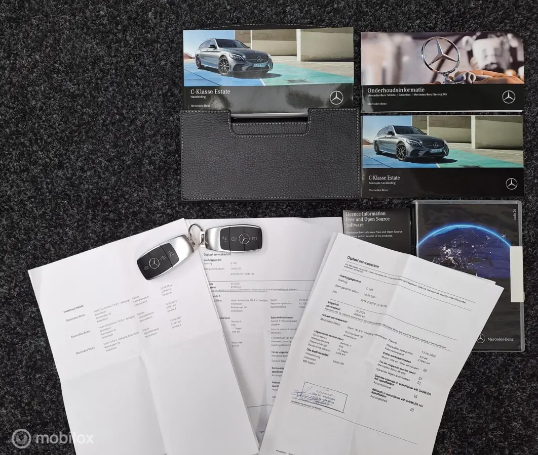 180 Business Solution AMG 1e Eigenaar, BTW-Auto ! Full-Option ! Mojavezilver ! Trekhaak-automatisch-wegklapbaar.