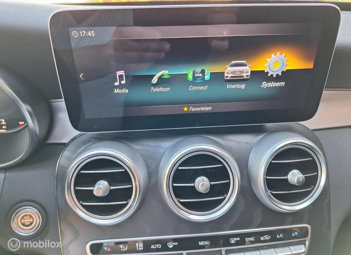 180 Business Solution AMG 1e Eigenaar, BTW-Auto ! Full-Option ! Mojavezilver ! Trekhaak-automatisch-wegklapbaar.