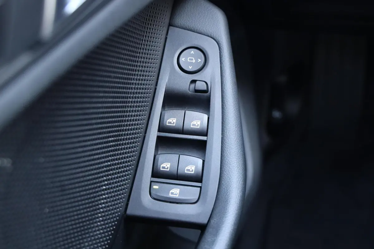 118i Business Edition|Automaat|Navi|Cruise|Apple carplay/Android auto|