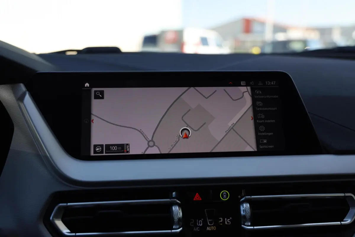 118i Business Edition|Automaat|Navi|Cruise|Apple carplay/Android auto|