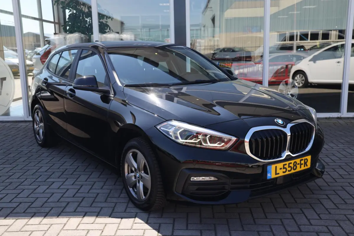 118i Business Edition|Automaat|Navi|Cruise|Apple carplay/Android auto|