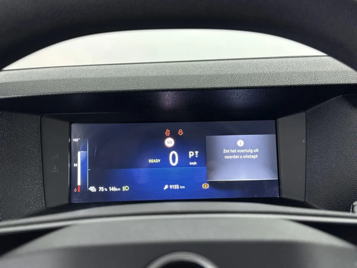 Electric L2 136pk 75 kWh Automaat | ACCU 97% | Camera | 3- Persoons | Draadlos Carplay | Navigatie