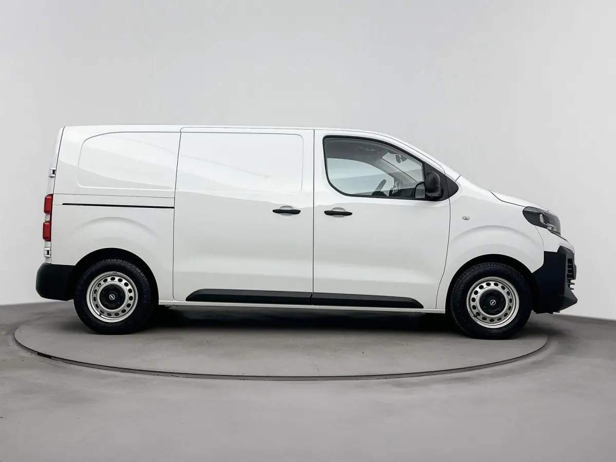 Electric L2 136pk 75 kWh Automaat | ACCU 97% | Camera | 3- Persoons | Draadlos Carplay | Navigatie