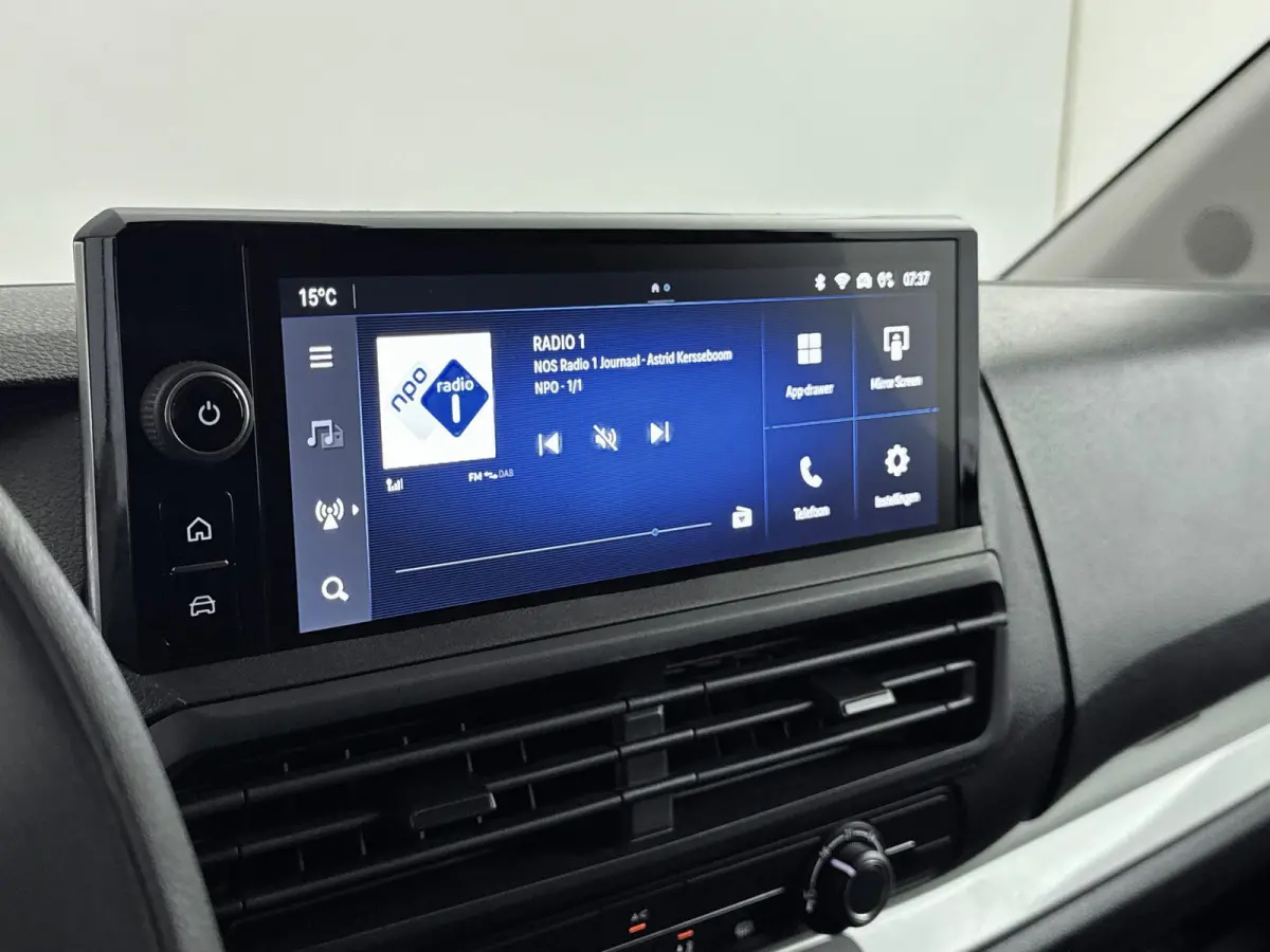 Electric L2 136pk 75 kWh Automaat | ACCU 97% | Camera | 3- Persoons | Draadlos Carplay | Navigatie