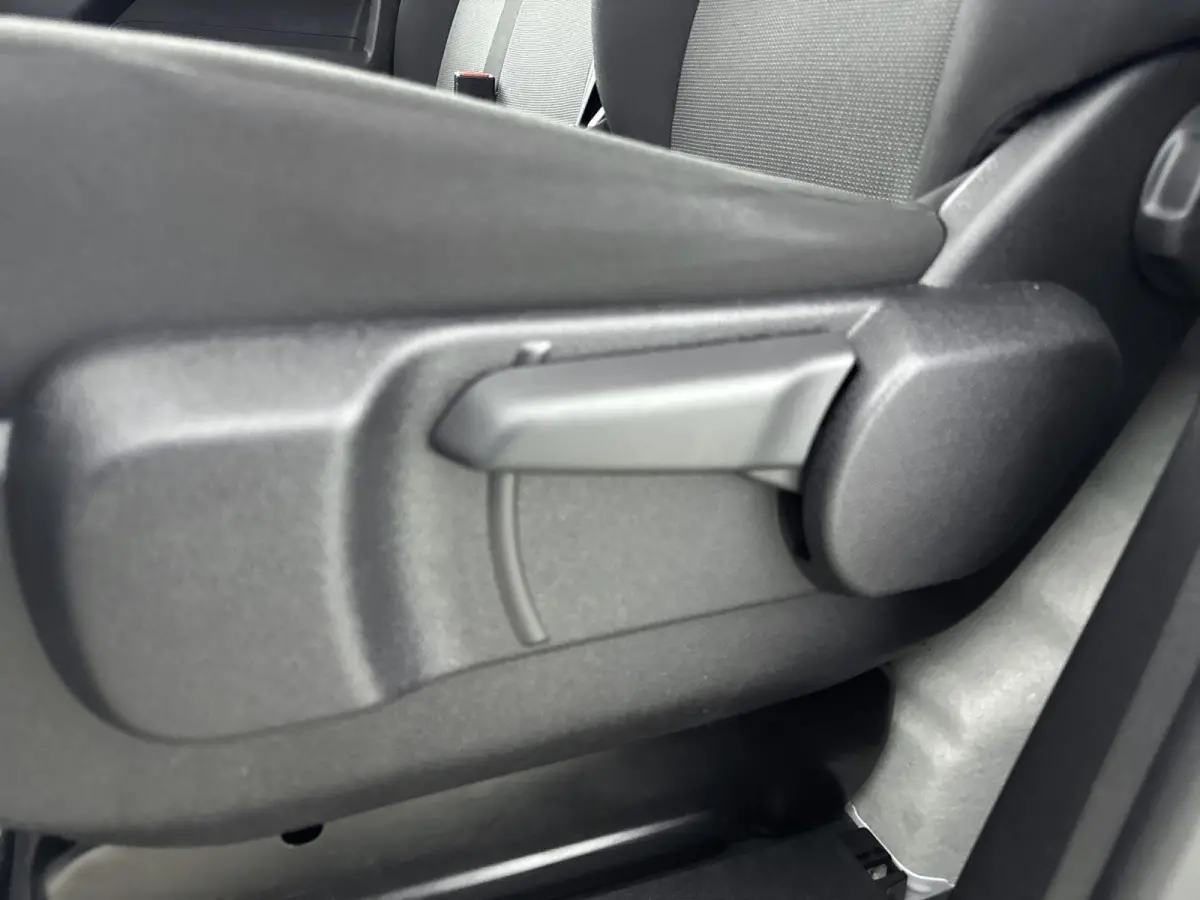 Electric L2 136pk 75 kWh Automaat | ACCU 97% | Camera | 3- Persoons | Draadlos Carplay | Navigatie