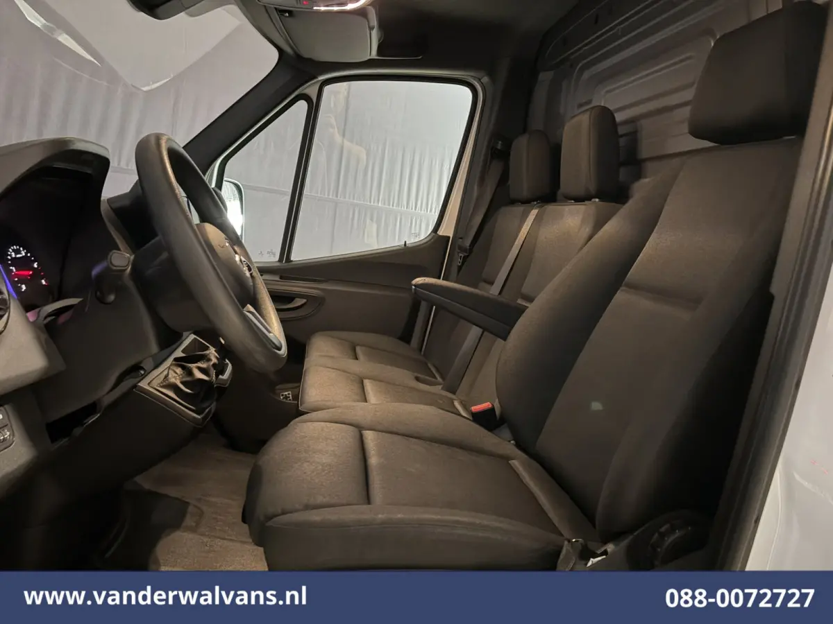 315 CDI 150pk L3H2 Euro6 Airco | 360 graden Camera | Navigatie | Apple Carplay | Cruisecontrol Android Auto, Chauffeursstoel, Stoelverwarming, Parkeersensoren, Bijrijdersbank