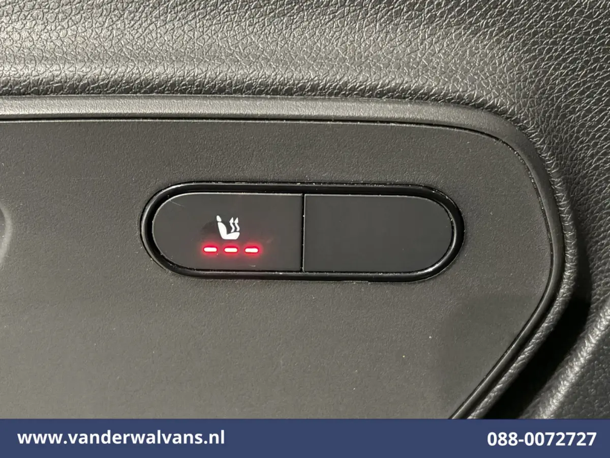 315 CDI 150pk L3H2 Euro6 Airco | 360 graden Camera | Navigatie | Apple Carplay | Cruisecontrol Android Auto, Chauffeursstoel, Stoelverwarming, Parkeersensoren, Bijrijdersbank
