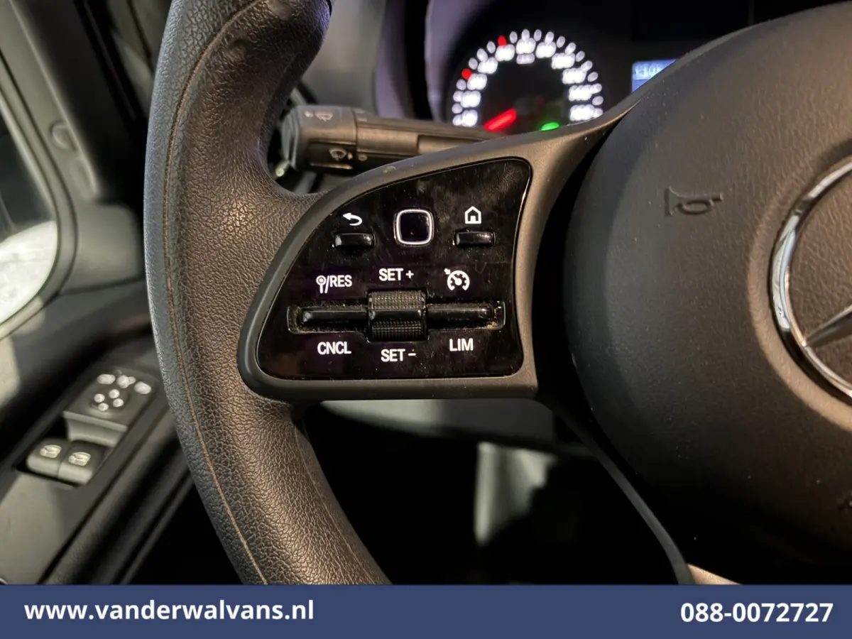 315 CDI 150pk L3H2 Euro6 Airco | 360 graden Camera | Navigatie | Apple Carplay | Cruisecontrol Android Auto, Chauffeursstoel, Stoelverwarming, Parkeersensoren, Bijrijdersbank