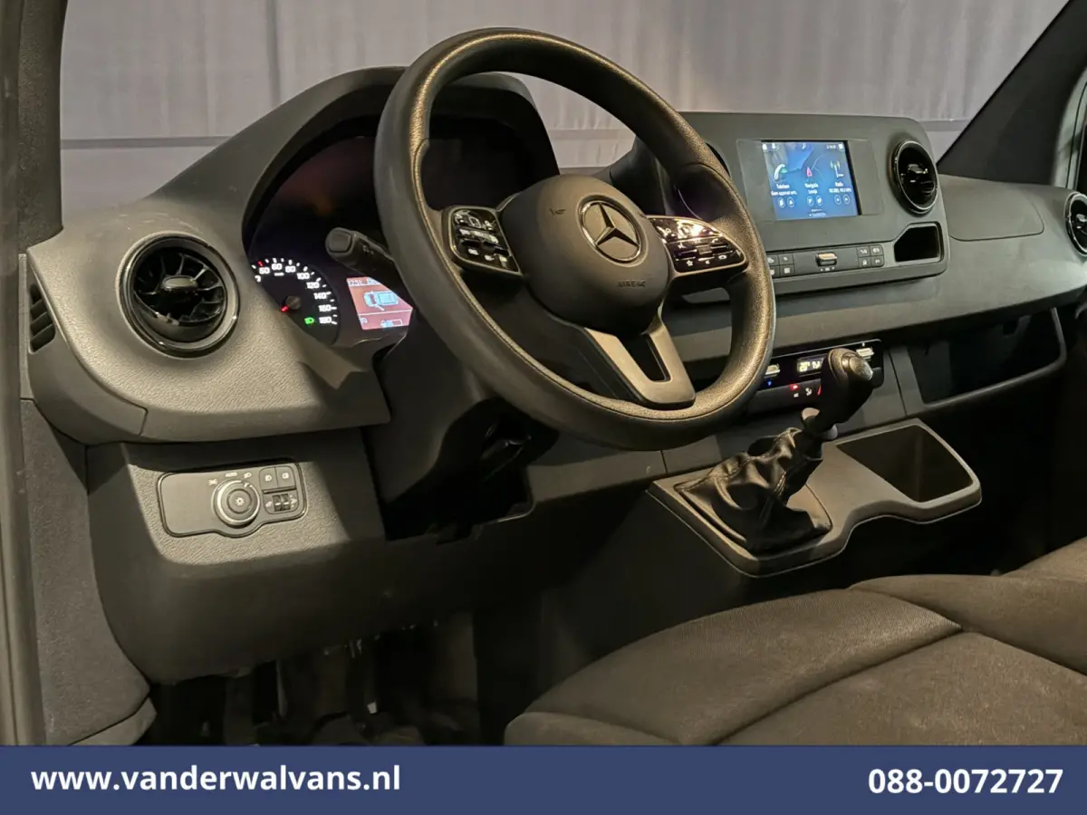 315 CDI 150pk L3H2 Euro6 Airco | 360 graden Camera | Navigatie | Apple Carplay | Cruisecontrol Android Auto, Chauffeursstoel, Stoelverwarming, Parkeersensoren, Bijrijdersbank