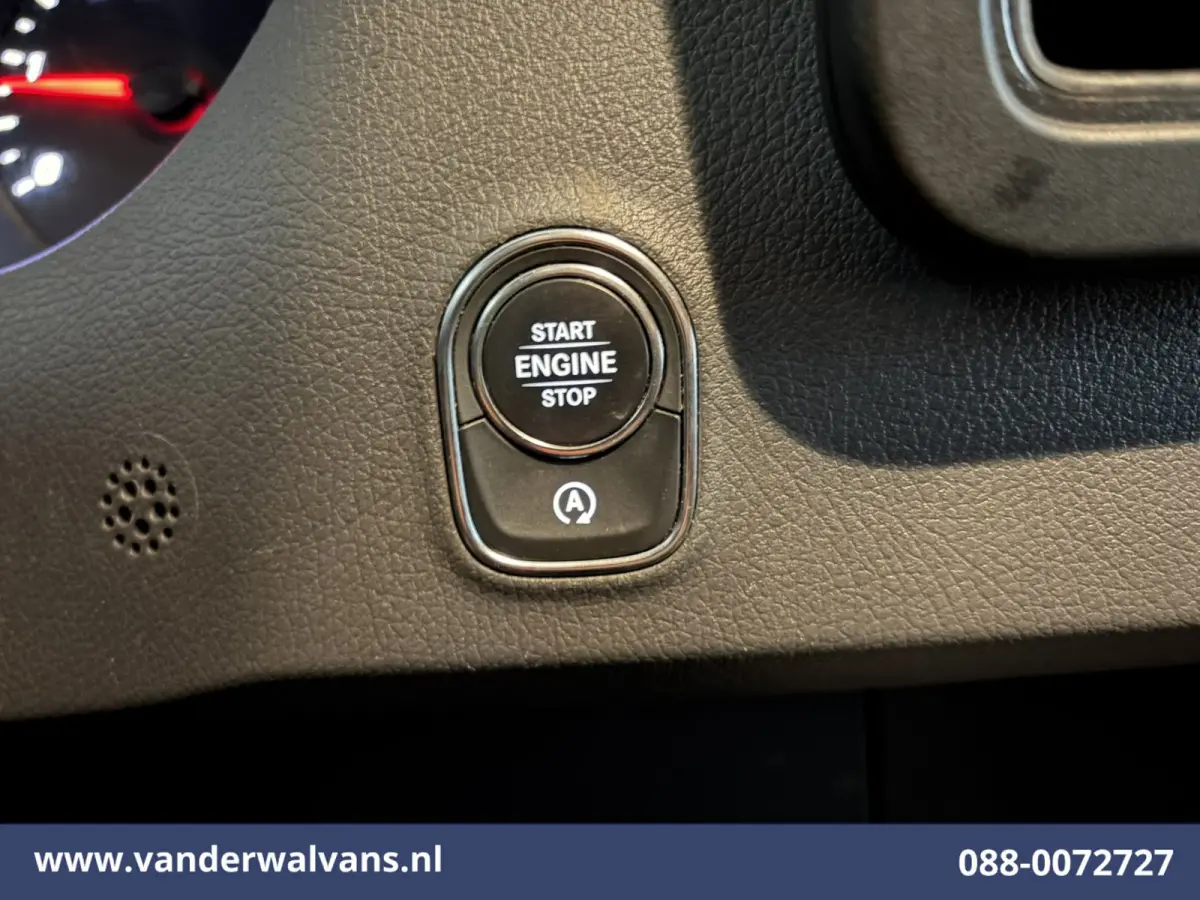 315 CDI 150pk L3H2 Euro6 Airco | 360 graden Camera | Navigatie | Apple Carplay | Cruisecontrol Android Auto, Chauffeursstoel, Stoelverwarming, Parkeersensoren, Bijrijdersbank