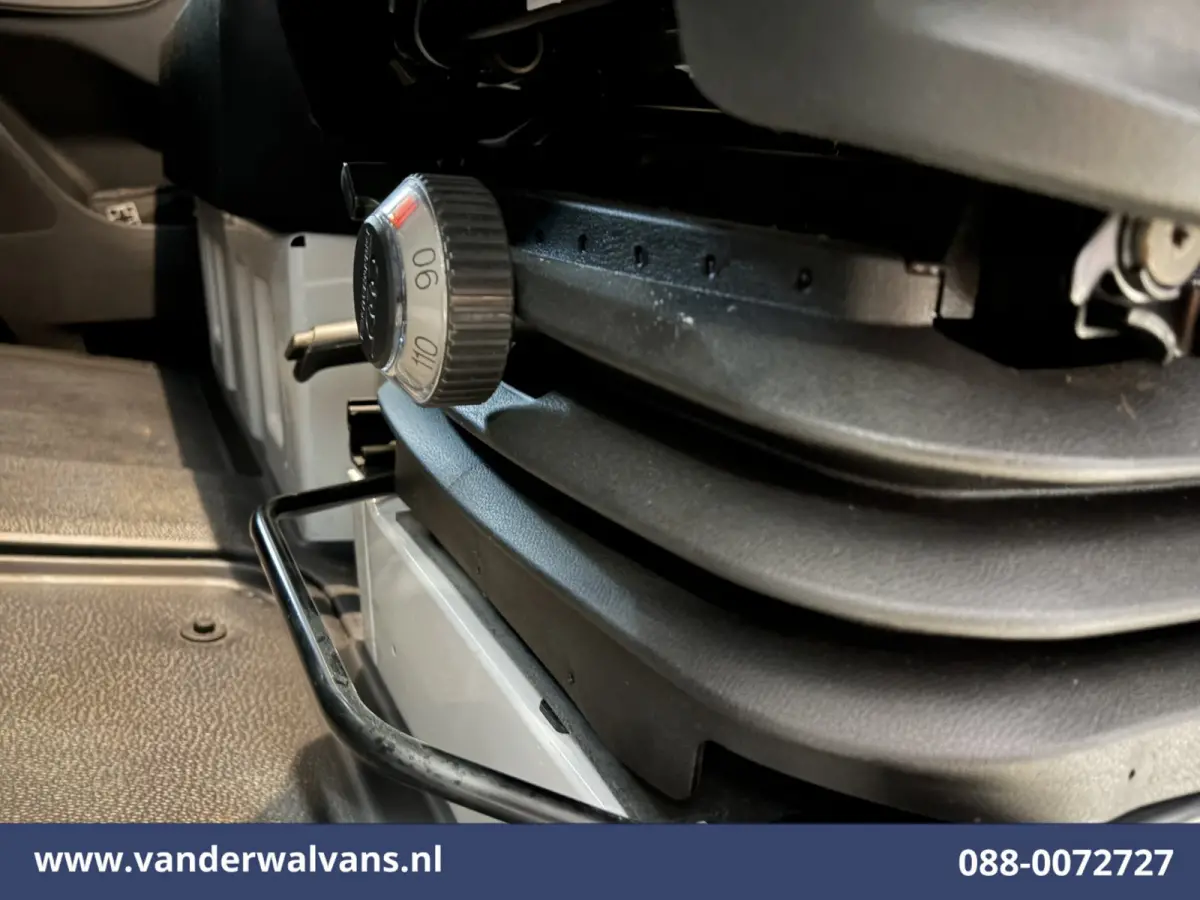 315 CDI 150pk L3H2 Euro6 Airco | 360 graden Camera | Navigatie | Apple Carplay | Cruisecontrol Android Auto, Chauffeursstoel, Stoelverwarming, Parkeersensoren, Bijrijdersbank