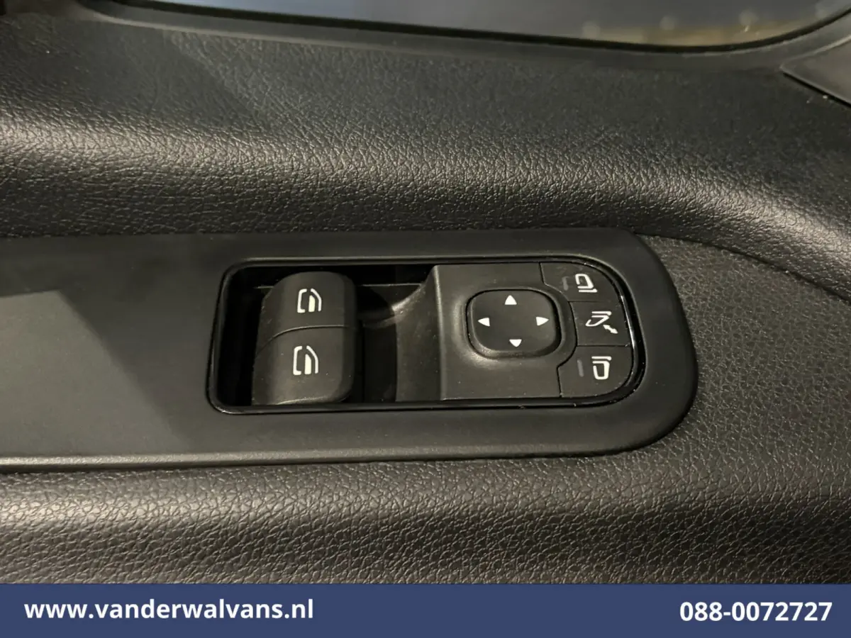 315 CDI 150pk L3H2 Euro6 Airco | 360 graden Camera | Navigatie | Apple Carplay | Cruisecontrol Android Auto, Chauffeursstoel, Stoelverwarming, Parkeersensoren, Bijrijdersbank
