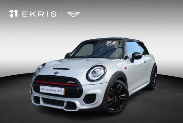 2.0 John Cooper Works | Panoramadak | Harman Kardon | Head-Up Display | Achteruitrijcamera