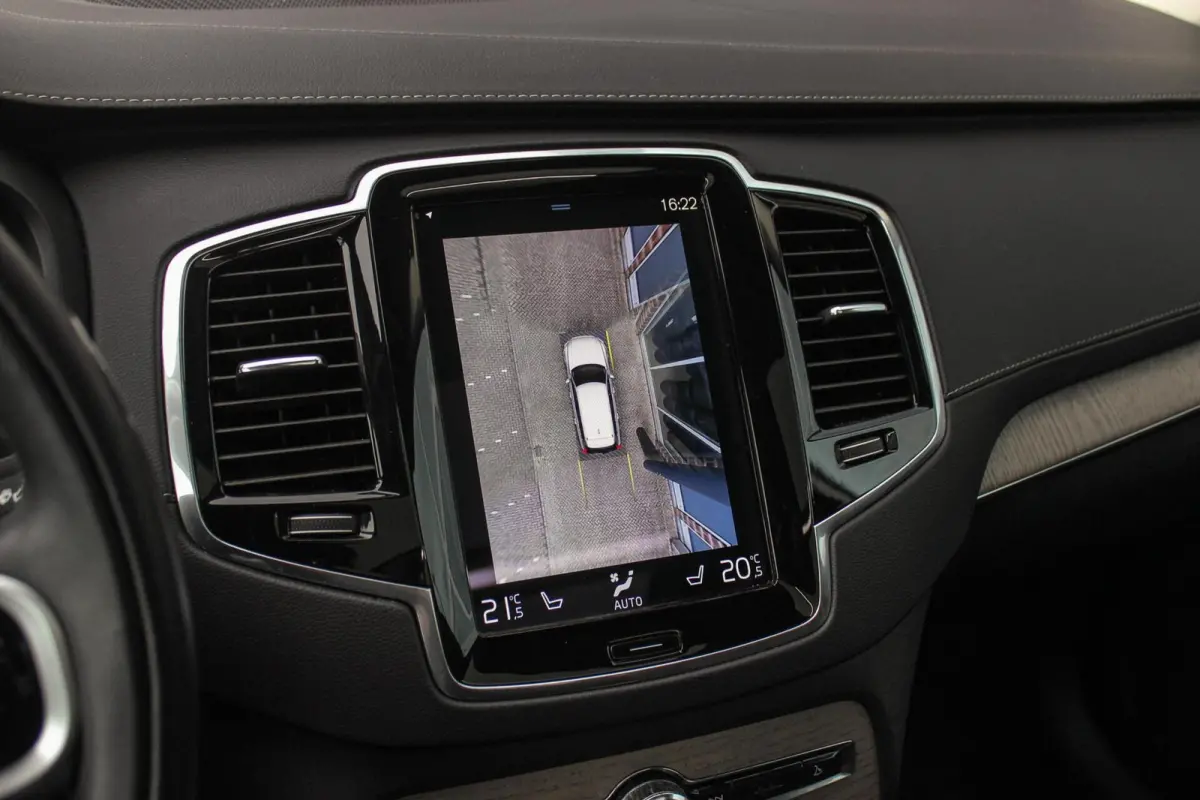 2.0 T8 Recharge AWD Inscription Exclusive | 1e eigenaar | NL auto | Stoelventilatie | Massage | Harman Kardon | Stuurverwarming | 360 camera | Panoramadak | Nappaleer | DAB
