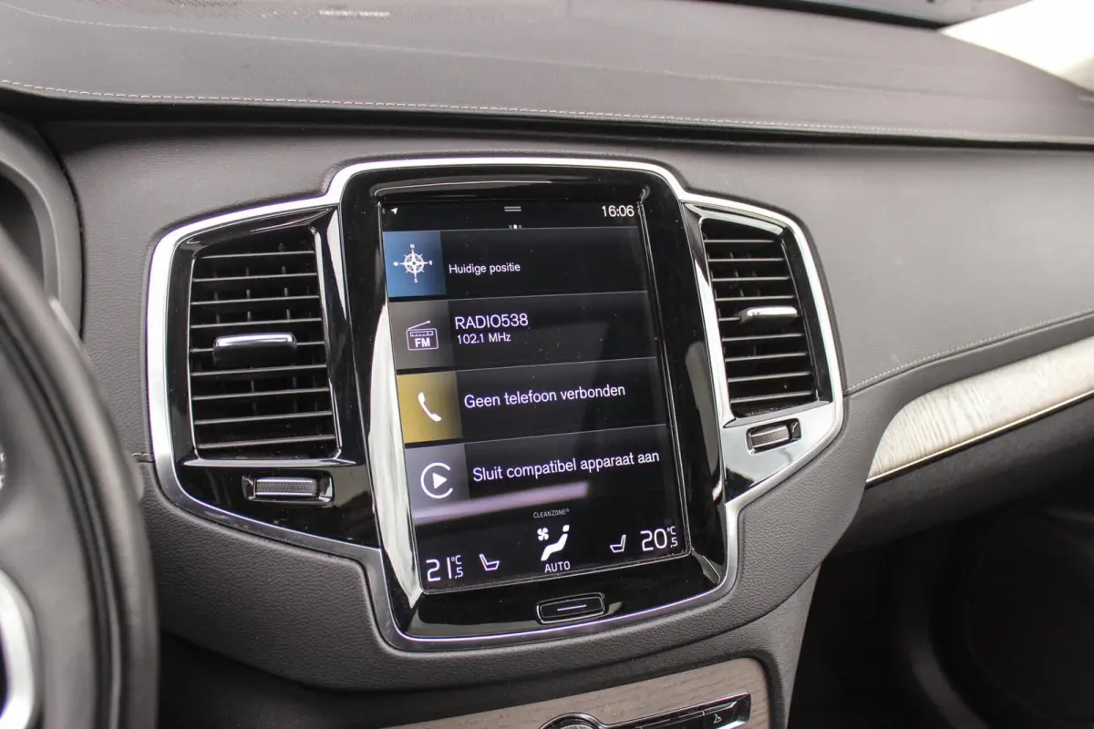 2.0 T8 Recharge AWD Inscription Exclusive | 1e eigenaar | NL auto | Stoelventilatie | Massage | Harman Kardon | Stuurverwarming | 360 camera | Panoramadak | Nappaleer | DAB