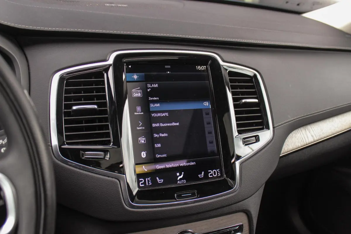 2.0 T8 Recharge AWD Inscription Exclusive | 1e eigenaar | NL auto | Stoelventilatie | Massage | Harman Kardon | Stuurverwarming | 360 camera | Panoramadak | Nappaleer | DAB