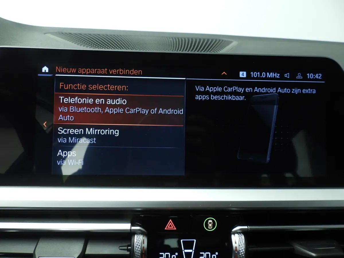 320i | LED | Navigatie | Sportstoelen | Stoelverwarming | Keyles go | Chrome line | DAB | hifi speakers | Alu 18 inch