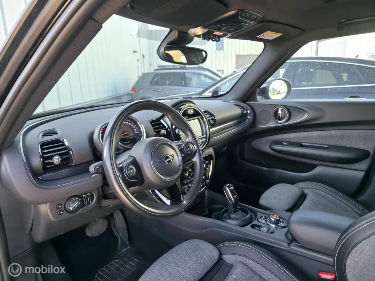 1.5 / Navi / Carplay / Stoelv. / JCW velgen