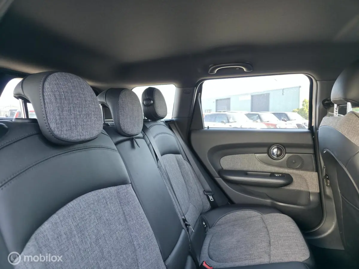 1.5 / Navi / Carplay / Stoelv. / JCW velgen