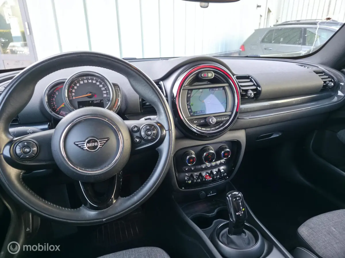 1.5 / Navi / Carplay / Stoelv. / JCW velgen
