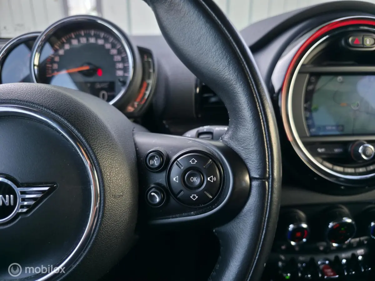 1.5 / Navi / Carplay / Stoelv. / JCW velgen