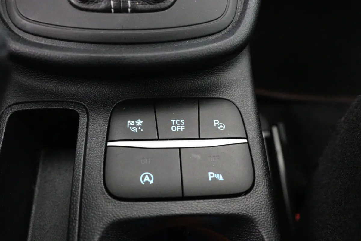1.0 EcoBoost ST-Line | 1e Eigenaar! | Automaat | Winter Pack | Navi | Camera | Parkeersensoren V+A | Clima | Keyless | Lichtmetalen Velgen | LED | Cruise Control