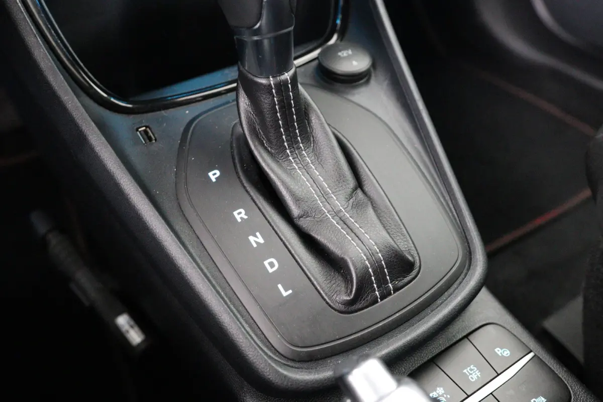 1.0 EcoBoost ST-Line | 1e Eigenaar! | Automaat | Winter Pack | Navi | Camera | Parkeersensoren V+A | Clima | Keyless | Lichtmetalen Velgen | LED | Cruise Control