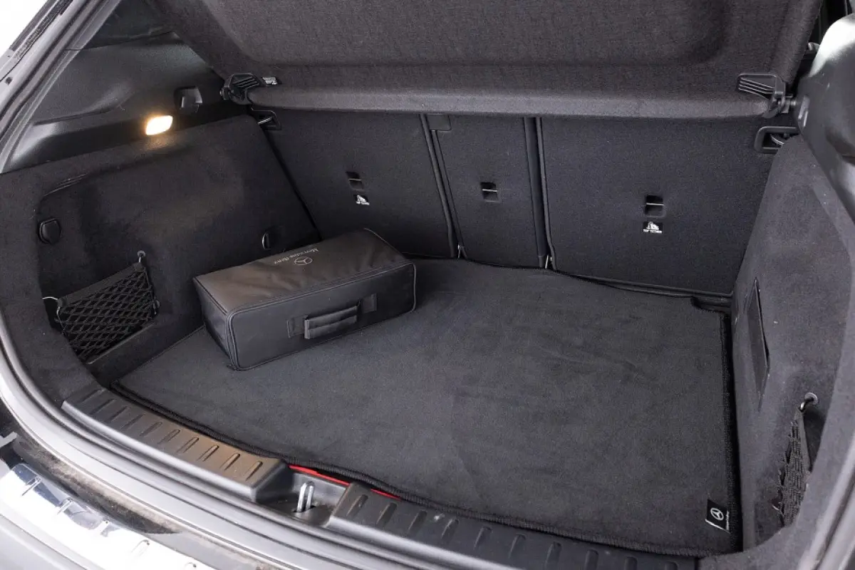 250 e Business Edition Plus | Half LEDER | Full LED | ECC | CAMERA | PHEV