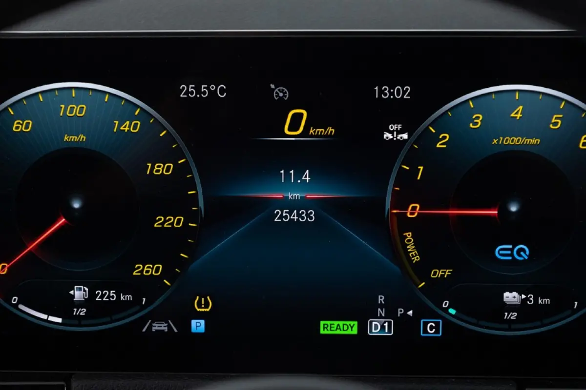 250 e Business Edition Plus | Half LEDER | Full LED | ECC | CAMERA | PHEV
