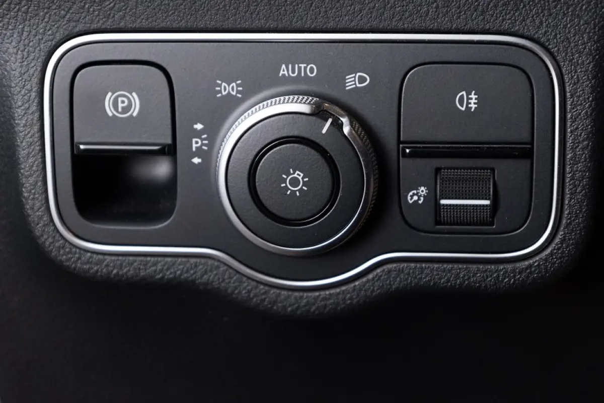 250 e Business Edition Plus | Half LEDER | Full LED | ECC | CAMERA | PHEV