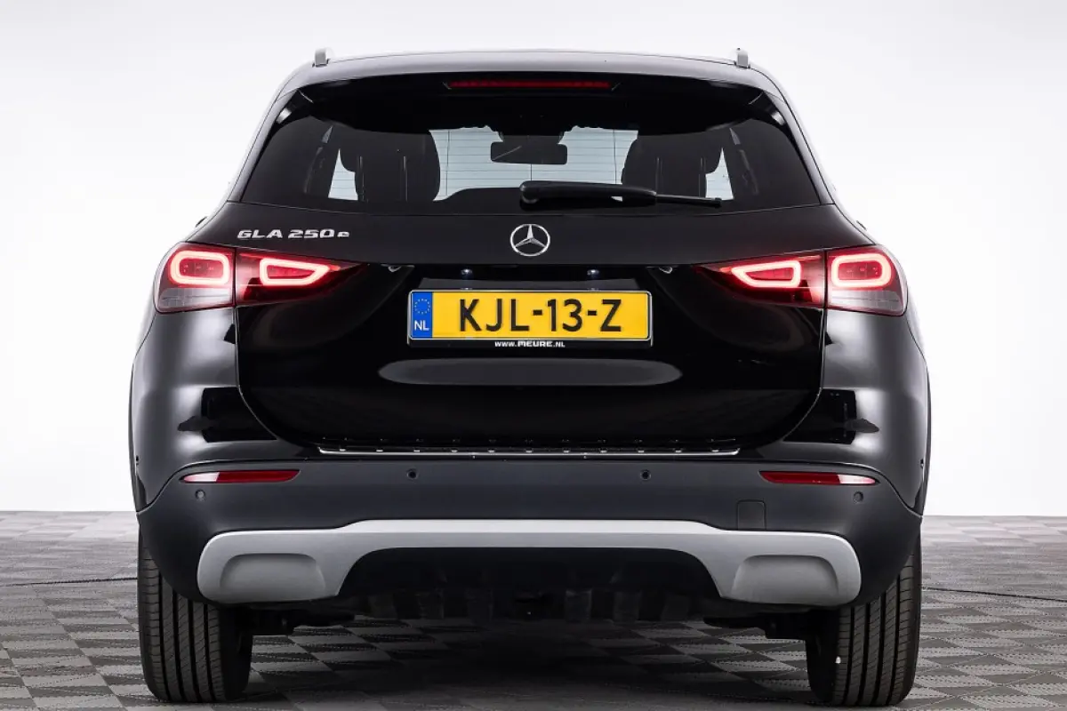 250 e Business Edition Plus | Half LEDER | Full LED | ECC | CAMERA | PHEV