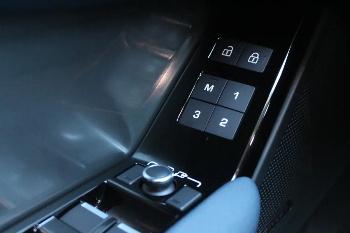 2.0 P400e AWD S PHEV/Camera/Memory