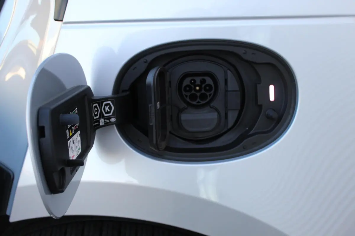 2.0 P400e AWD S PHEV/Camera/Memory