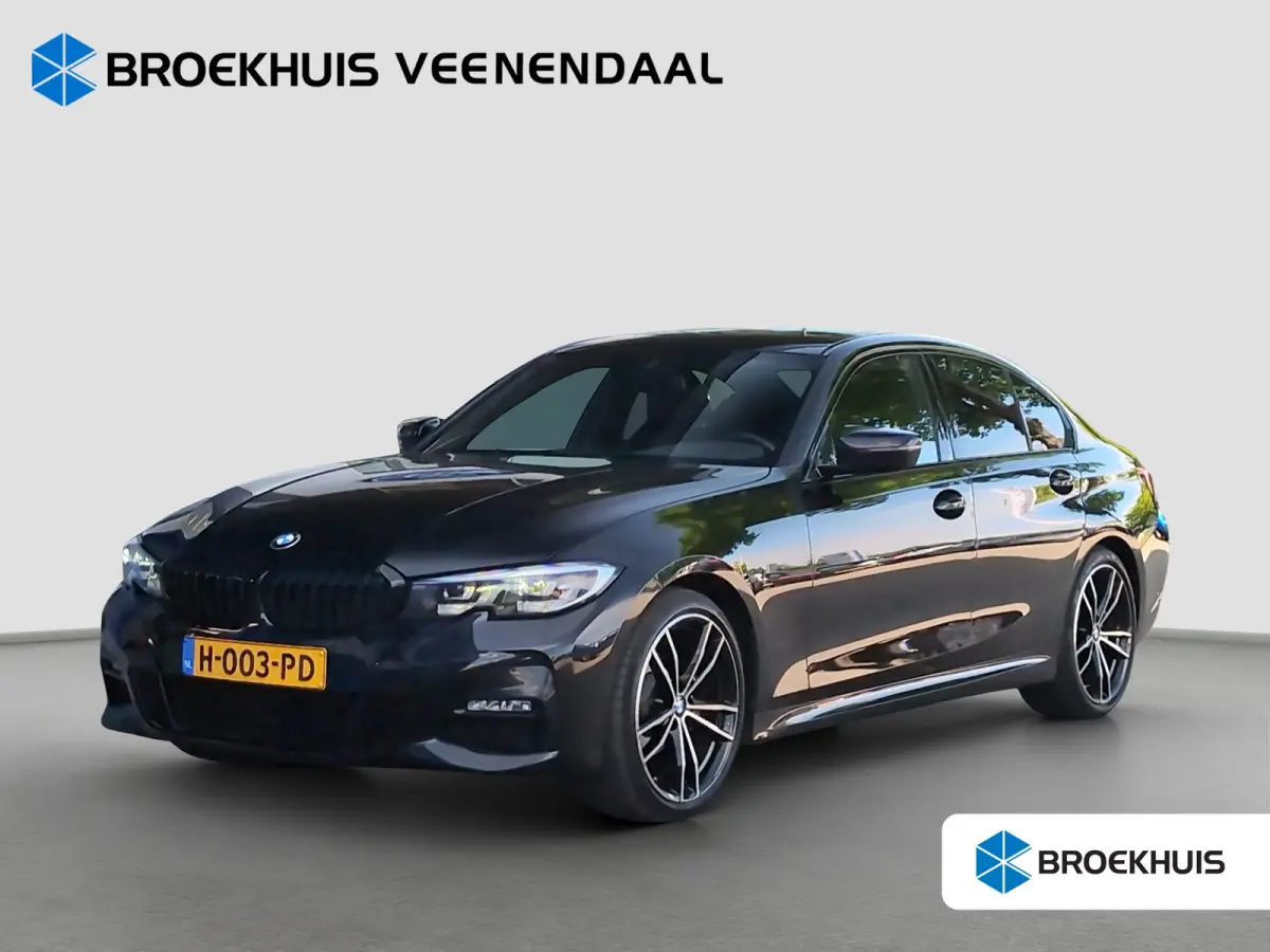 318i Executive Edition | M Sport | Harman/Kardon | Stoelverwarming | Camera | Cruise control | Navi |