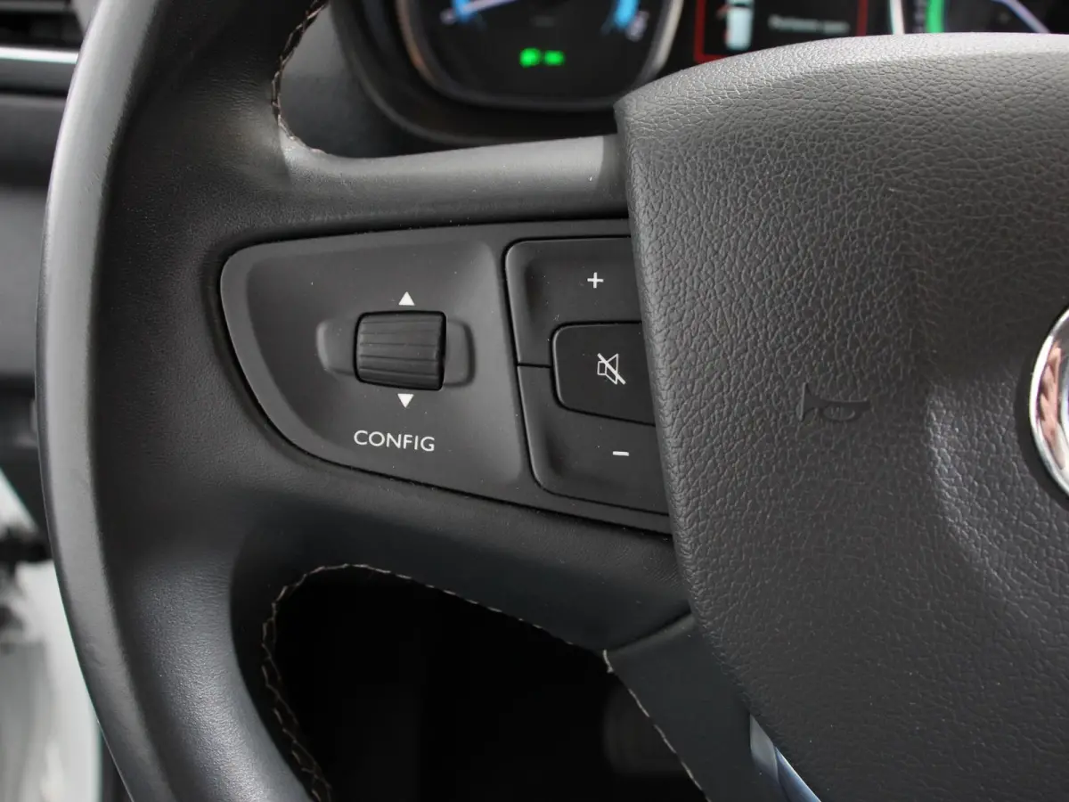 Verso Luxury L2 8persoons PERSONENBUS 8p SOH 89% Navigatie Parkeersensoren Cruise Control Stoelverwarming Climate Control LM Velgen