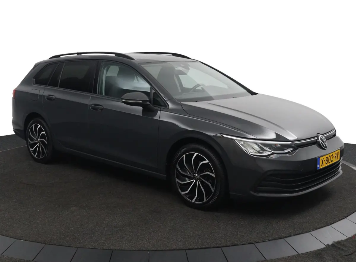 1.0 TSI Life | Adaptive cruise | Lichtmetaal |