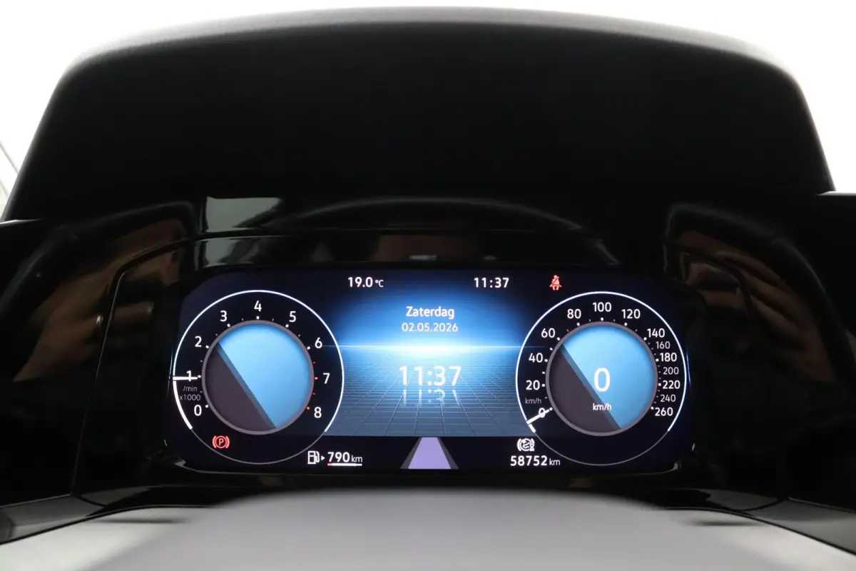 1.0 TSI Life | Adaptive cruise | Lichtmetaal |
