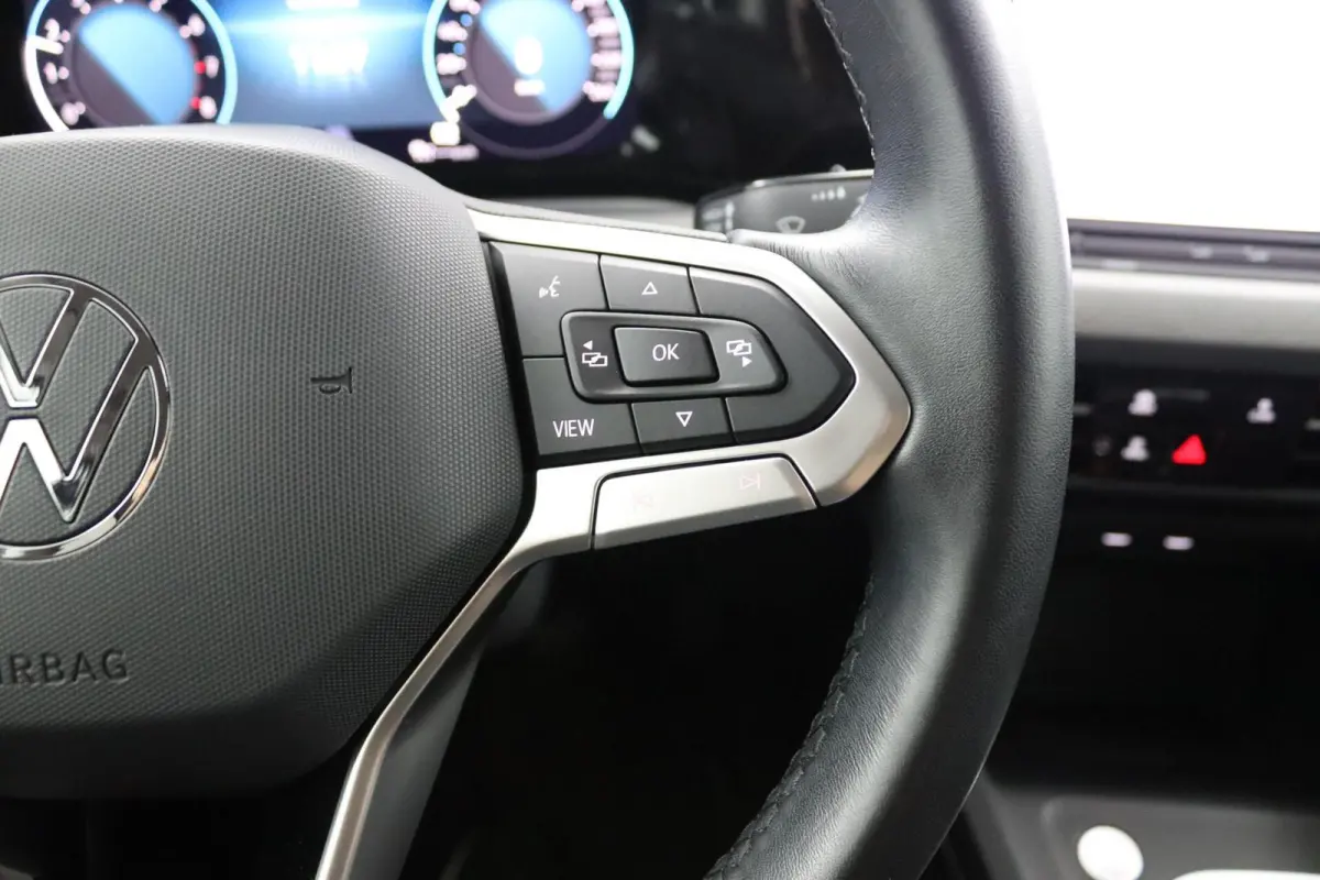 1.0 TSI Life | Adaptive cruise | Lichtmetaal |