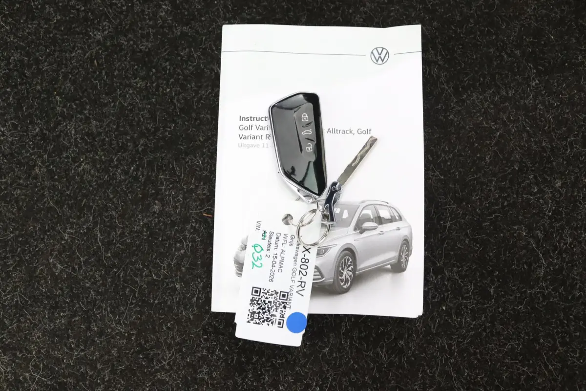 1.0 TSI Life | Adaptive cruise | Lichtmetaal |