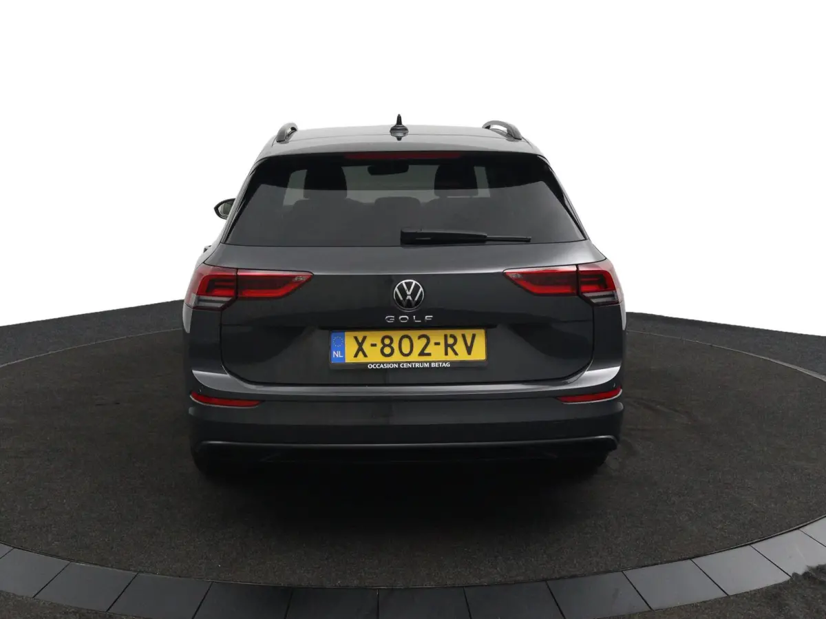1.0 TSI Life | Adaptive cruise | Lichtmetaal |