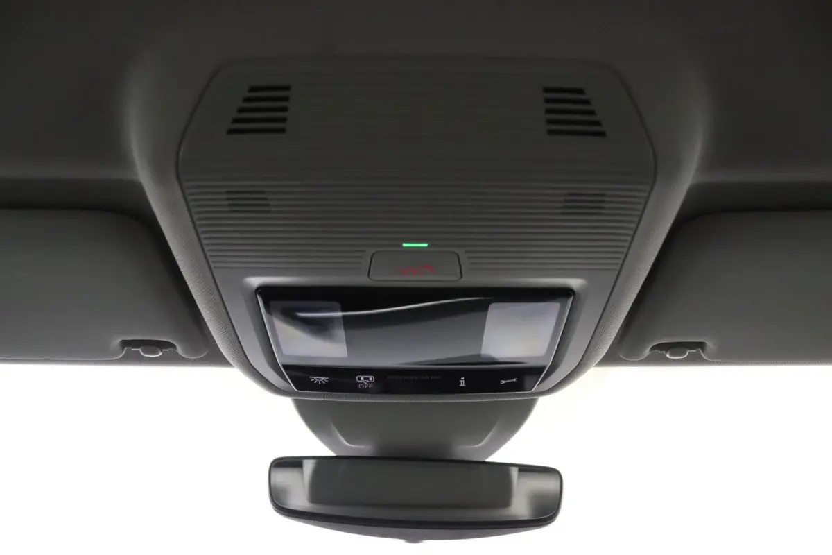 1.0 TSI Life | Adaptive cruise | Lichtmetaal |