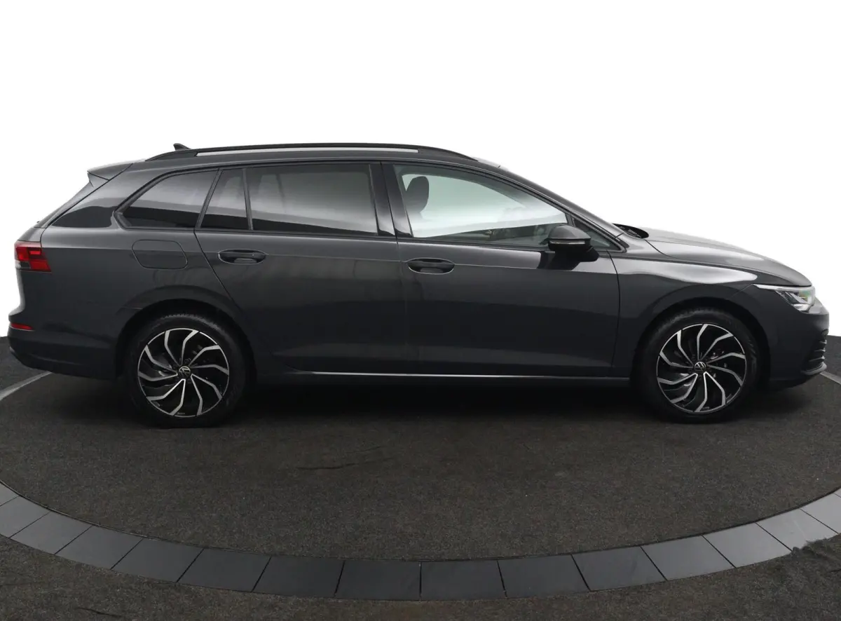 1.0 TSI Life | Adaptive cruise | Lichtmetaal |